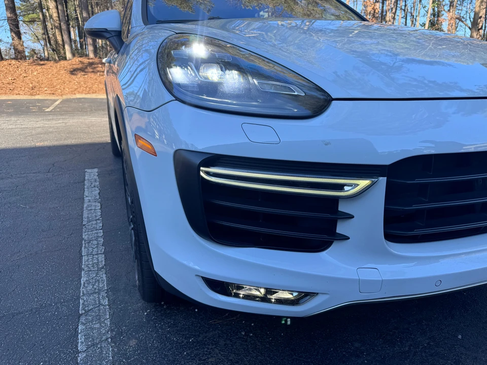 2015 Porsche 958 Cayenne Turbo - Image 9 of 31