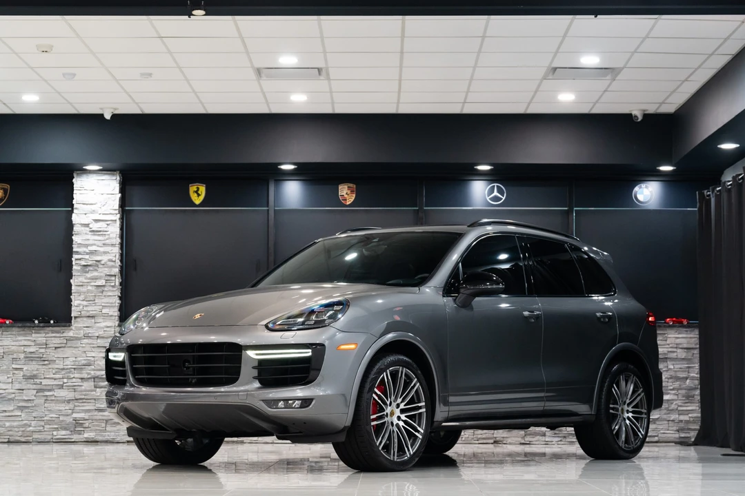 2015 Porsche 958 Cayenne Turbo - Image 11 of 31