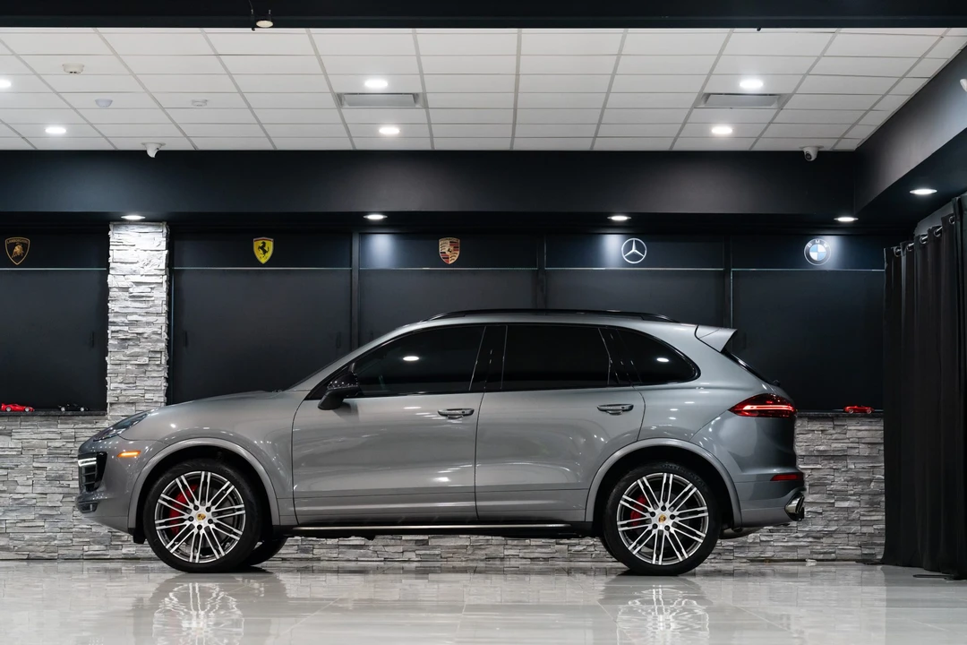 2015 Porsche 958 Cayenne Turbo - Image 18 of 31