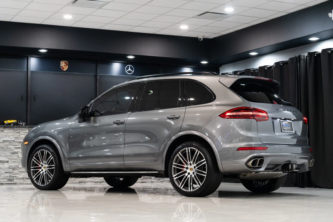 2015 Porsche 958 Cayenne Turbo - Image 22 of 31