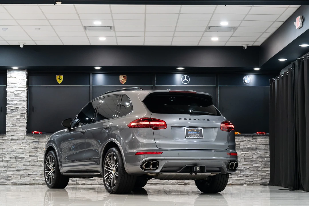 2015 Porsche 958 Cayenne Turbo - Image 25 of 31