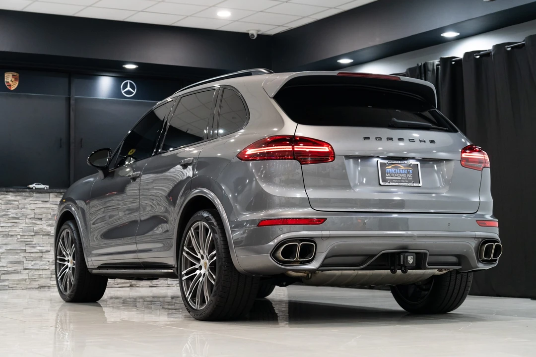 2015 Porsche 958 Cayenne Turbo - Image 30 of 31