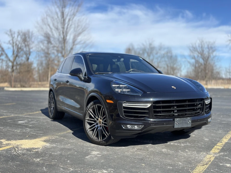 2015 Porsche 958 Cayenne Turbo - Image 16 of 31