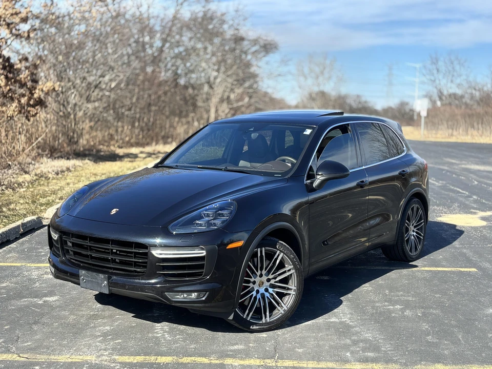 2015 Porsche 958 Cayenne Turbo - Image 2 of 31