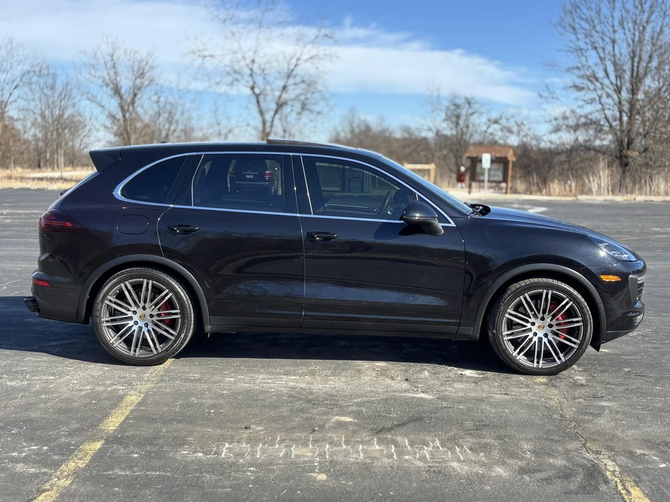 2015 Porsche 958 Cayenne Turbo - Image 14 of 31