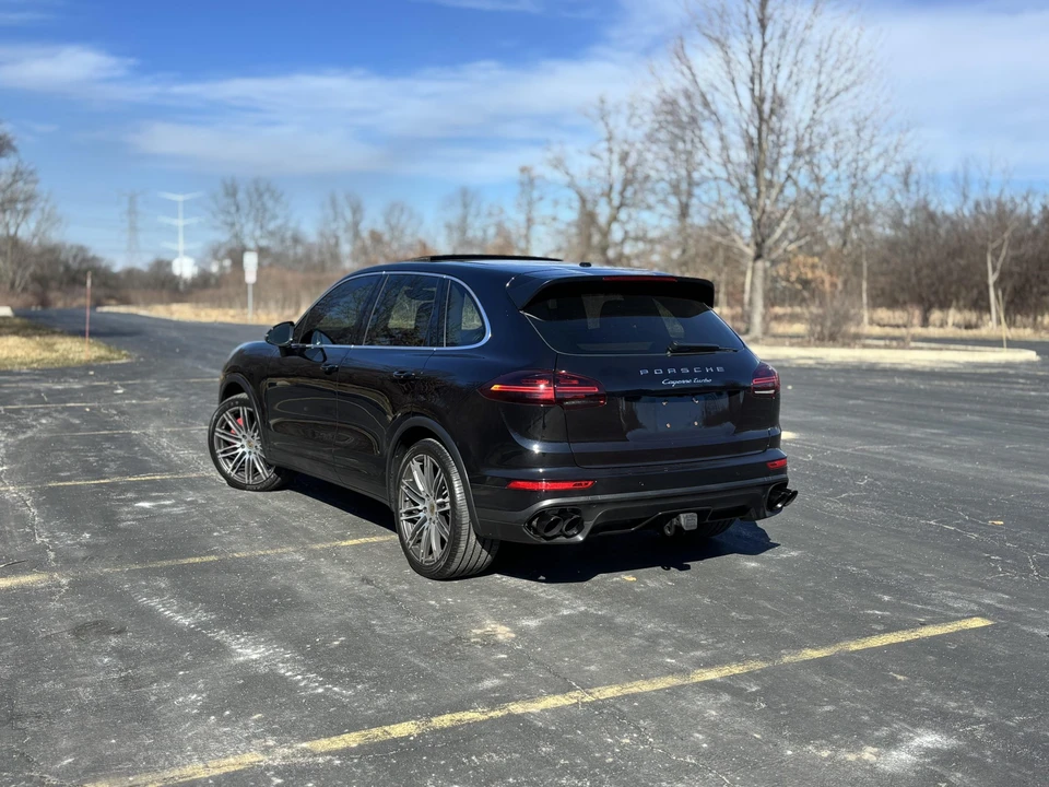 2015 Porsche 958 Cayenne Turbo - Image 10 of 31