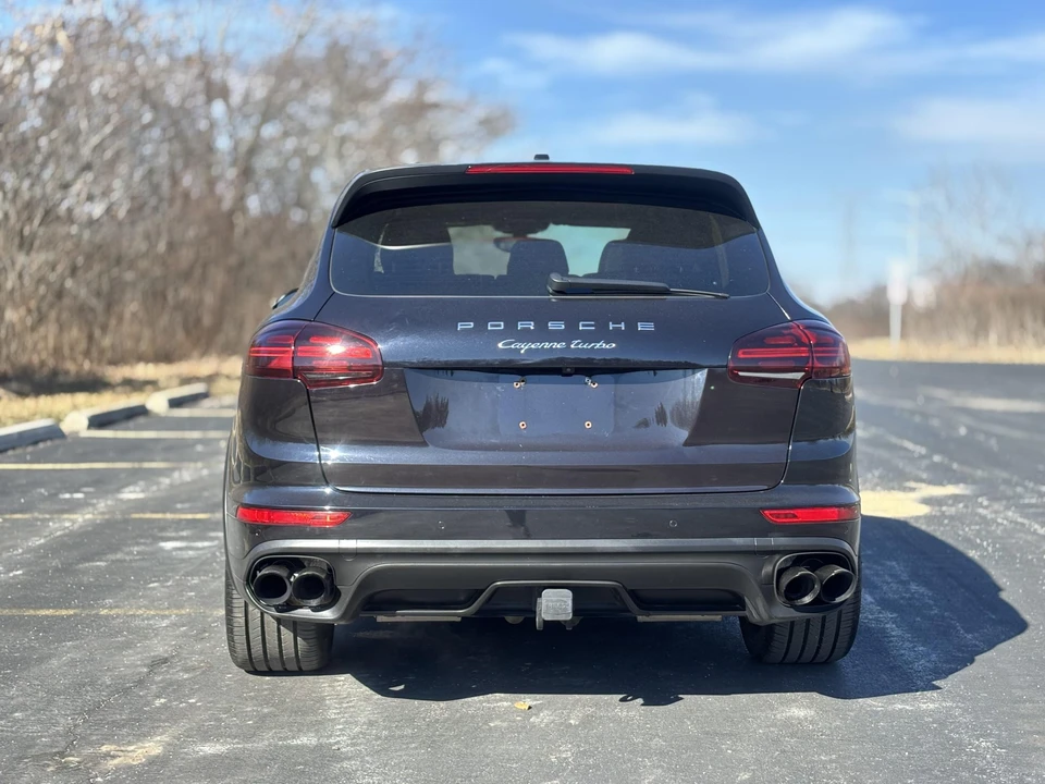 2015 Porsche 958 Cayenne Turbo - Image 12 of 31