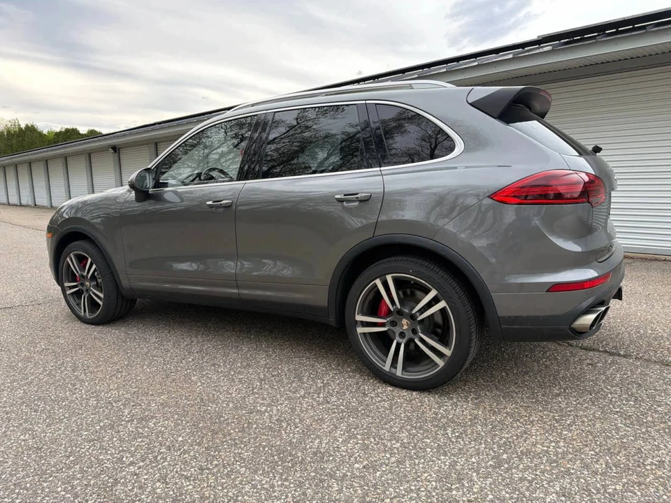 2015 Porsche 958 Cayenne Turbo - Image 3 of 5