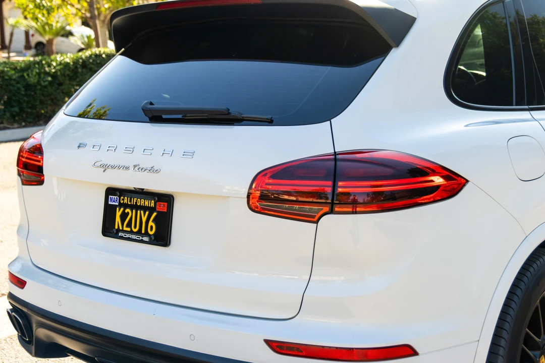 2015 Porsche 958 Cayenne Turbo - Image 29 of 31