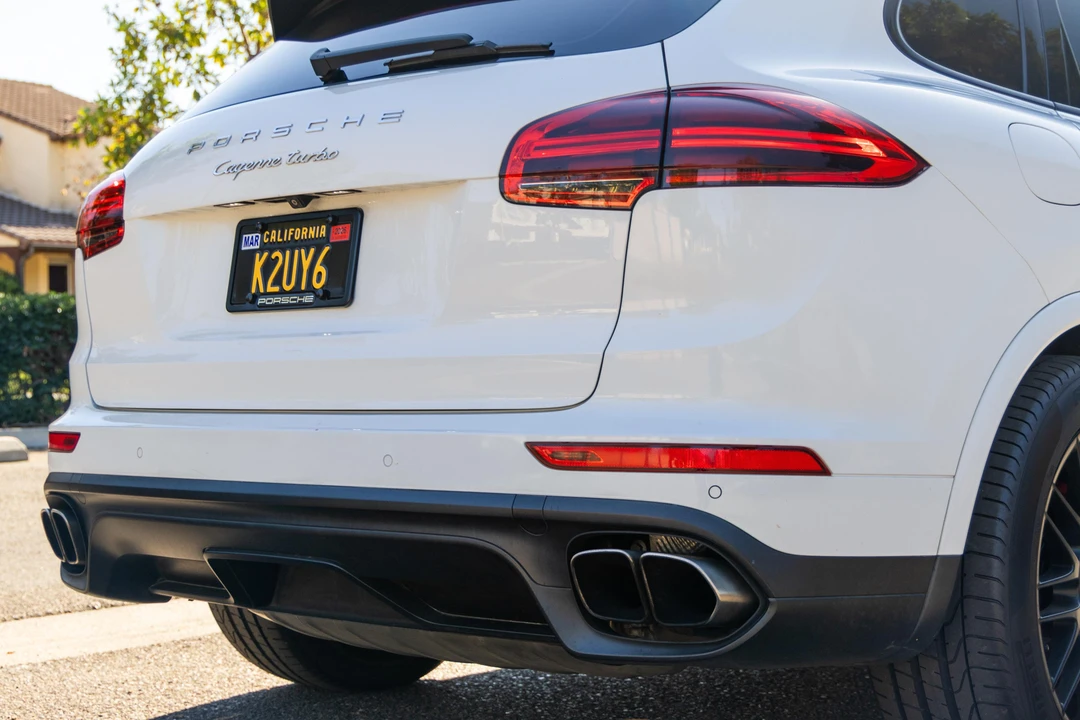 2015 Porsche 958 Cayenne Turbo - Image 30 of 31