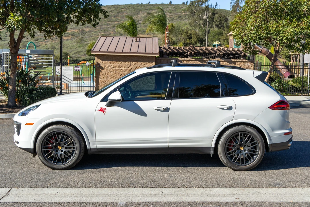 2015 Porsche 958 Cayenne Turbo - Image 3 of 31