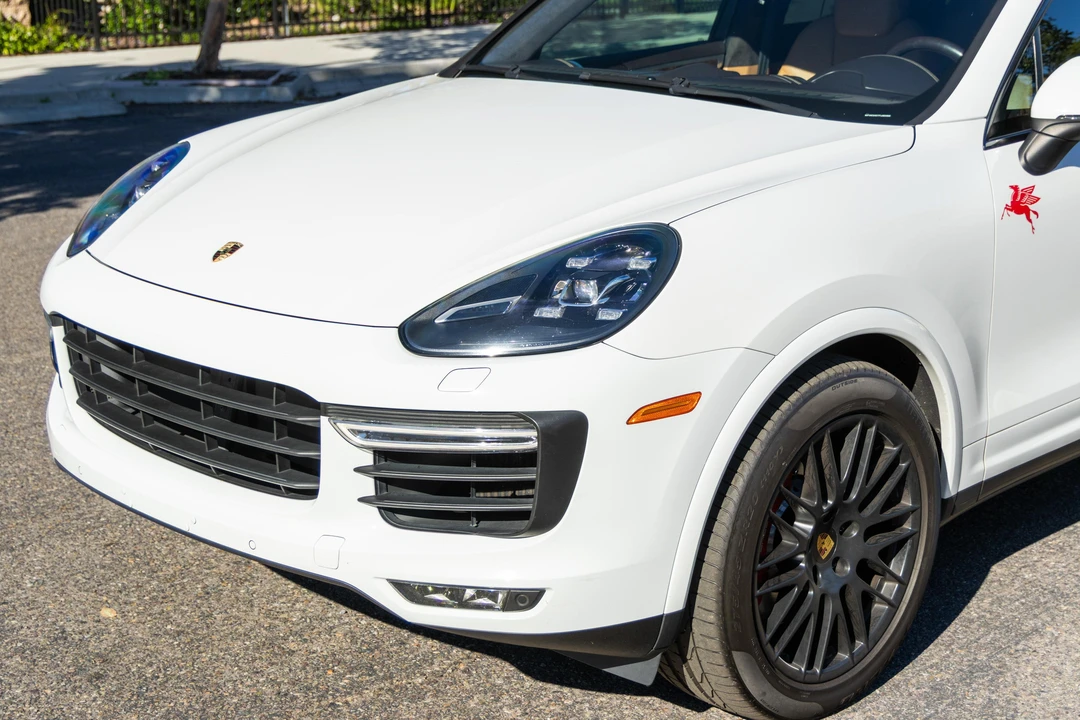 2015 Porsche 958 Cayenne Turbo - Image 17 of 31
