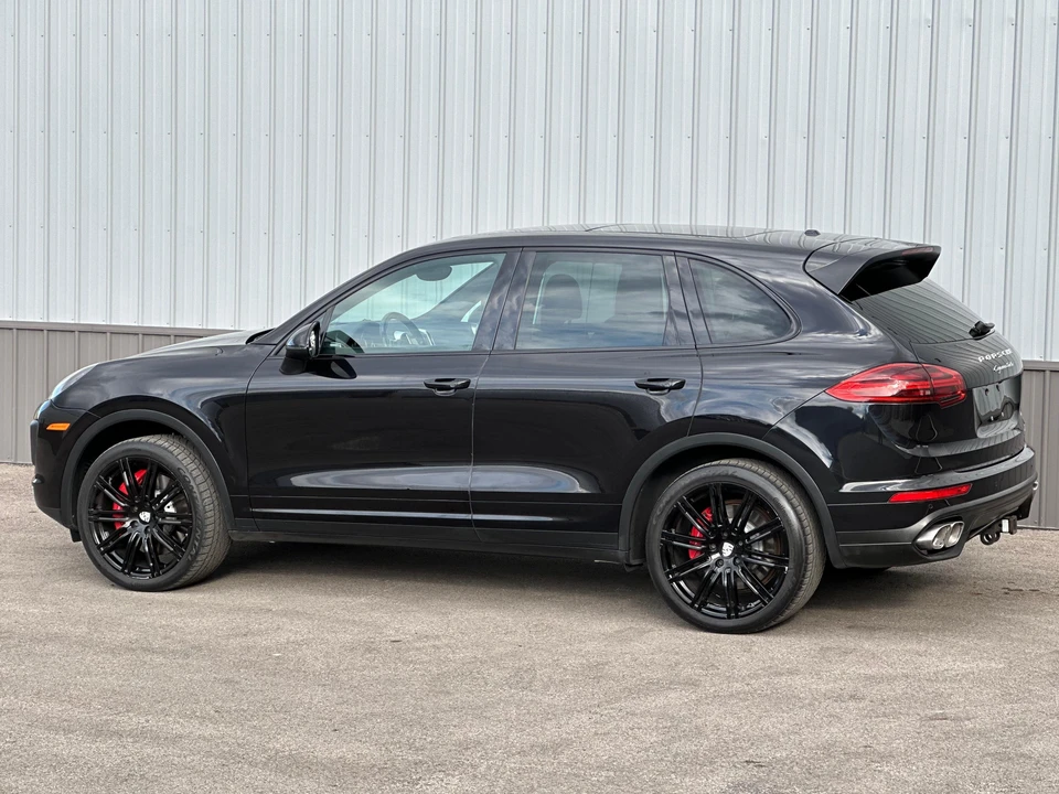 2015 Porsche 958 Cayenne Turbo - Image 16 of 31