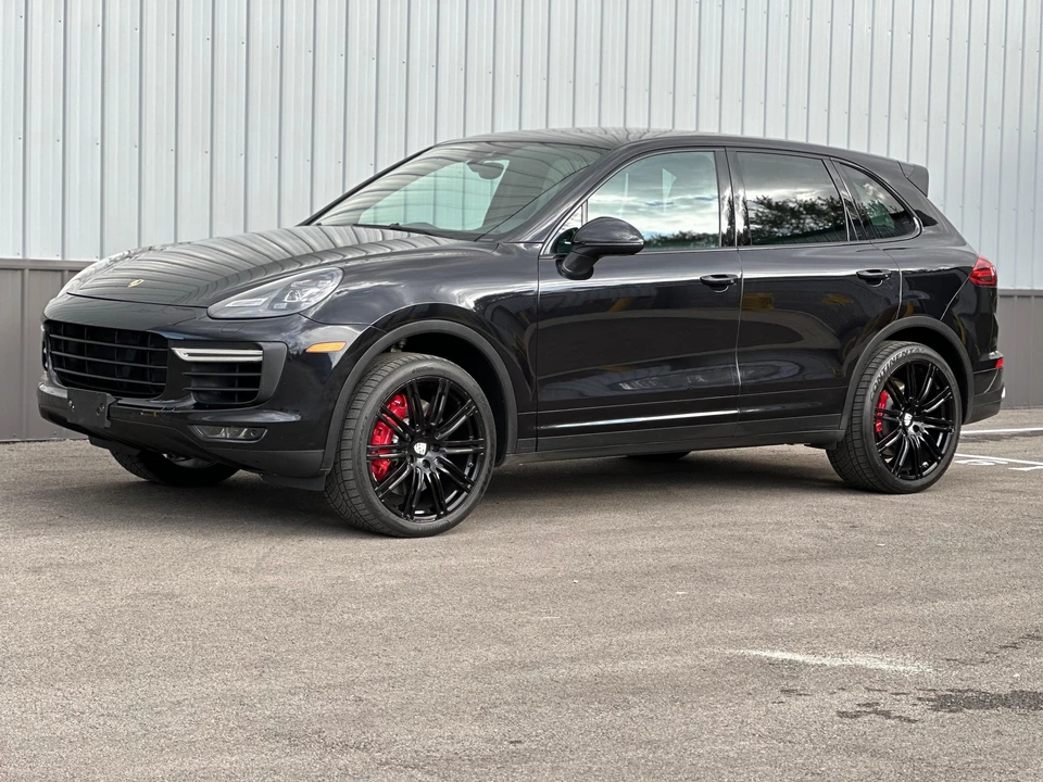 2015 Porsche 958 Cayenne Turbo - Image 12 of 31