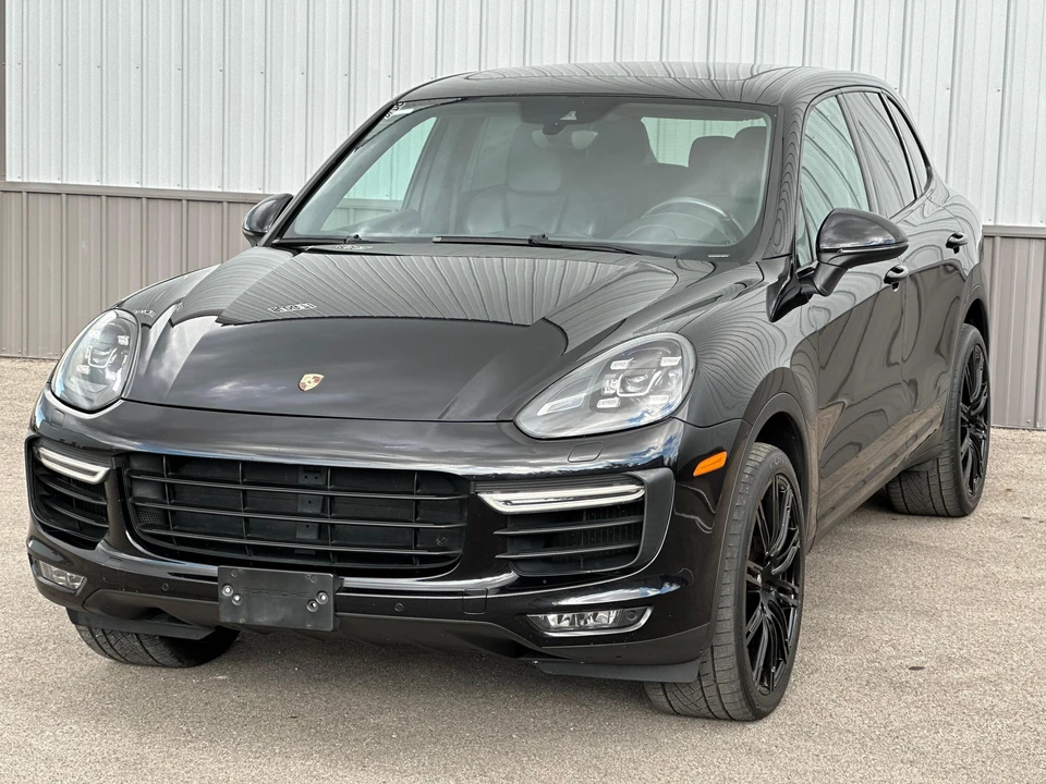 2015 Porsche 958 Cayenne Turbo - Image 10 of 31