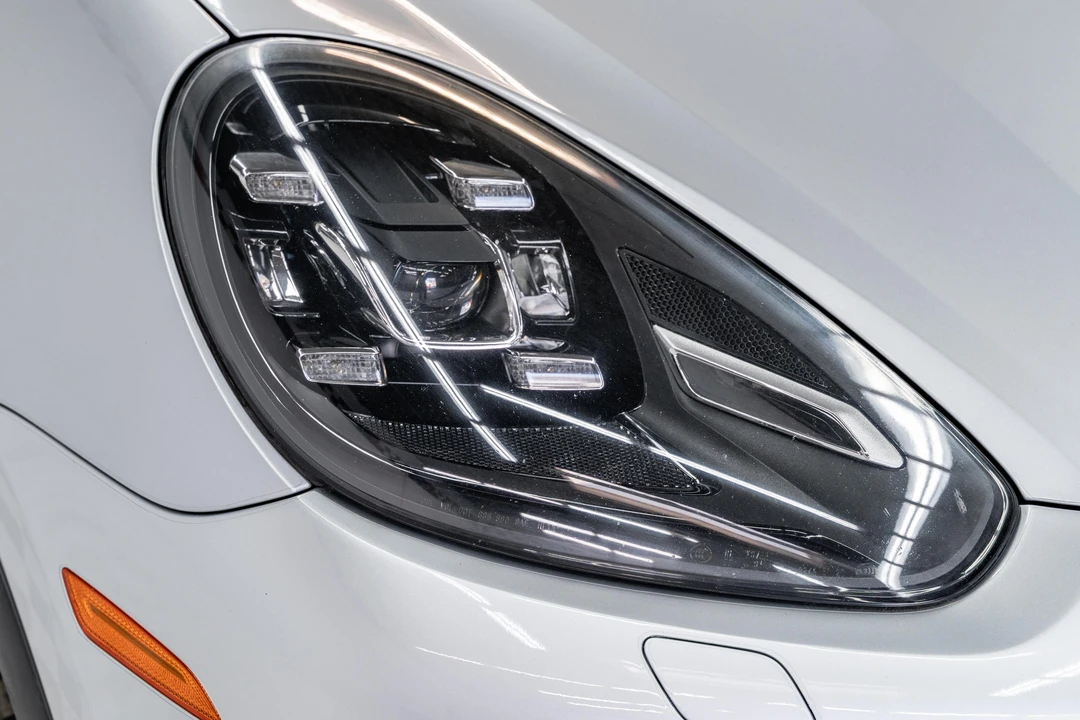 2015 Porsche 958 Cayenne Turbo - Image 11 of 31