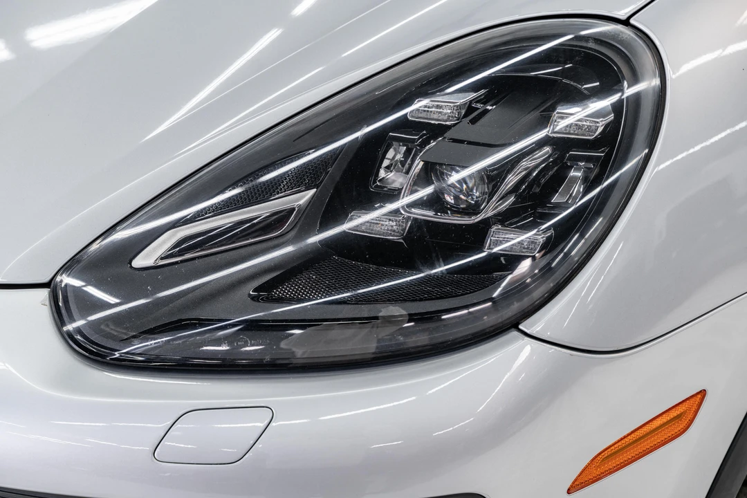 2015 Porsche 958 Cayenne Turbo - Image 15 of 31