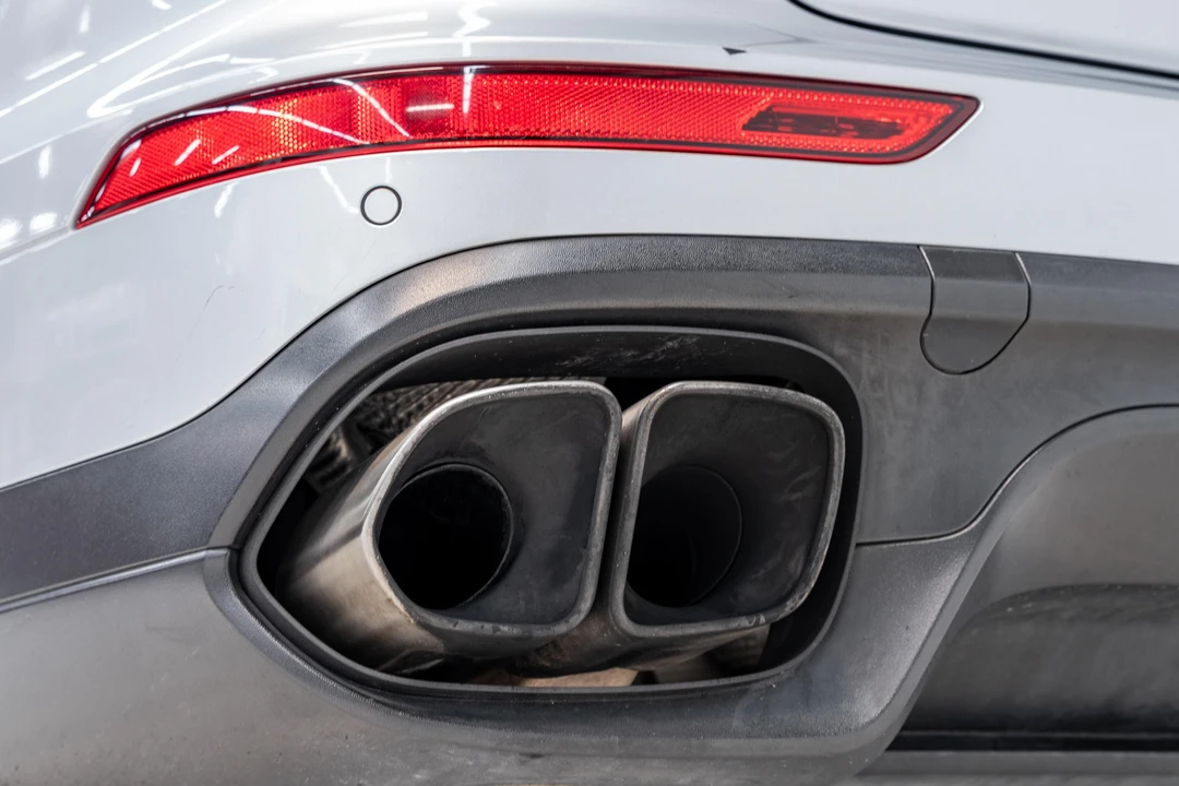 2015 Porsche 958 Cayenne Turbo - Image 29 of 31