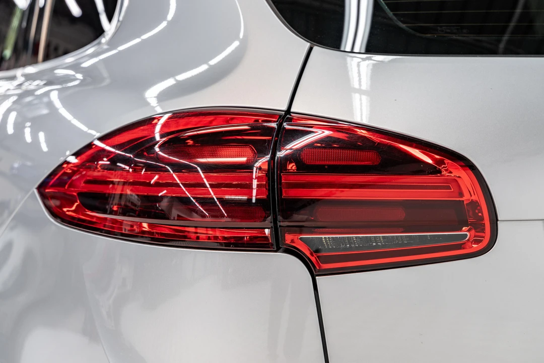 2015 Porsche 958 Cayenne Turbo - Image 27 of 31