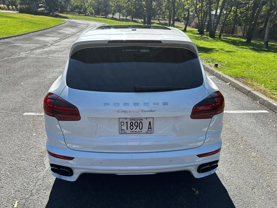 2015 Porsche 958 Cayenne Turbo - Image 31 of 31