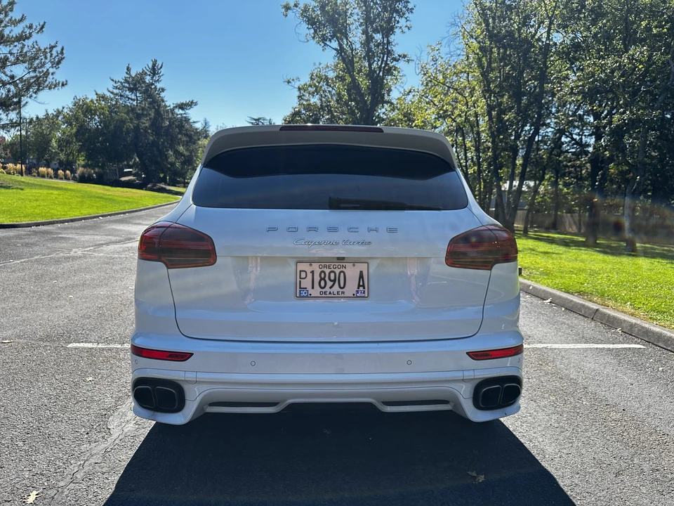 2015 Porsche 958 Cayenne Turbo - Image 30 of 31