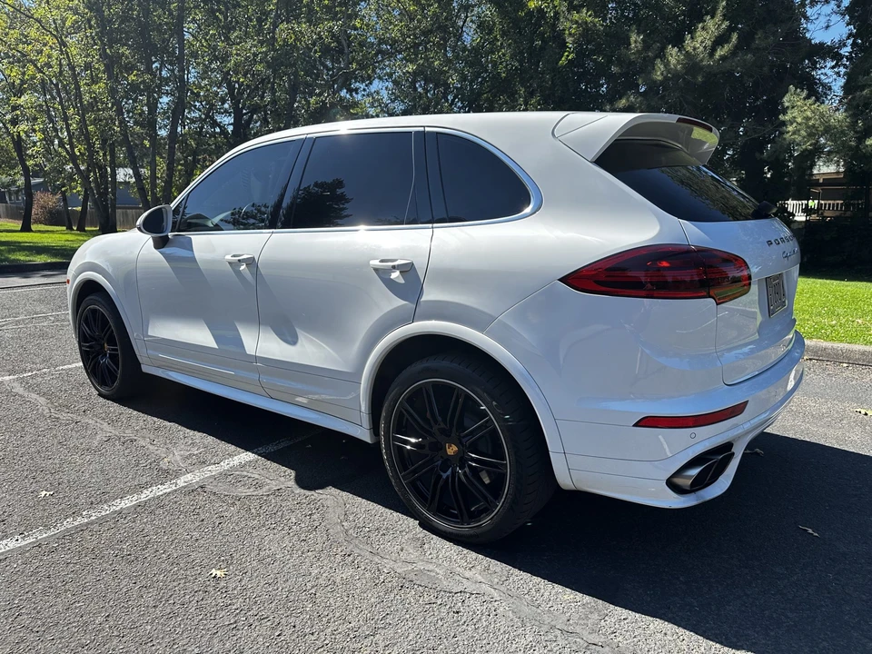 2015 Porsche 958 Cayenne Turbo - Image 22 of 31