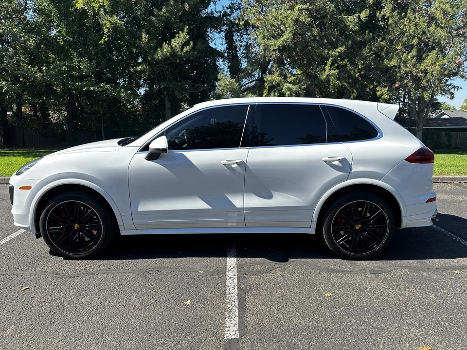 2015 Porsche 958 Cayenne Turbo - Image 20 of 31