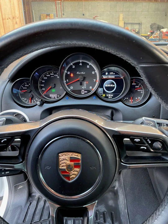 2015 Porsche 958 Cayenne Turbo - Image 11 of 22