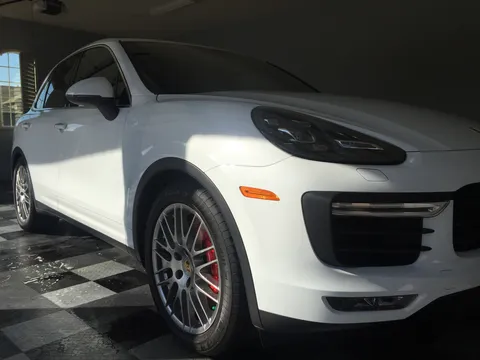 2015 Porsche Cayenne Turbo