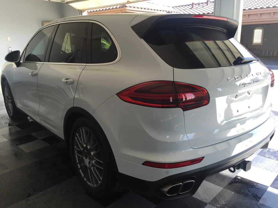 2015 Porsche 958 Cayenne Turbo - Image 3 of 9