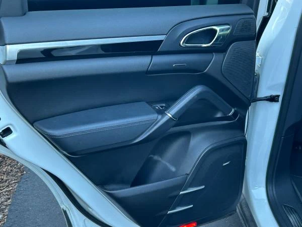 2015 Porsche 958 Cayenne Diesel - Image 7 of 9