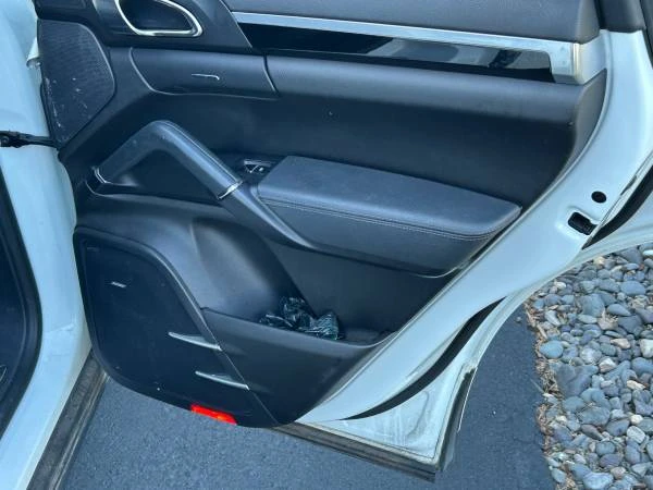 2015 Porsche 958 Cayenne Diesel - Image 6 of 9