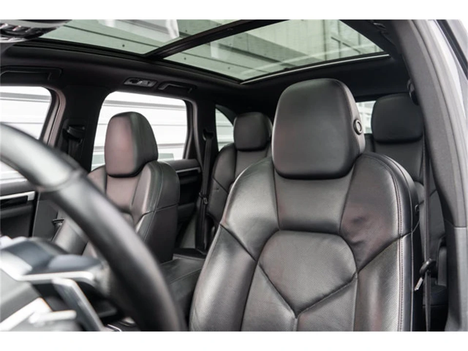 2015 Porsche 958 Cayenne - Image 9 of 12