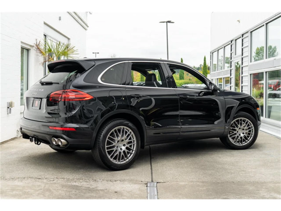 2015 Porsche 958 Cayenne - Image 7 of 12