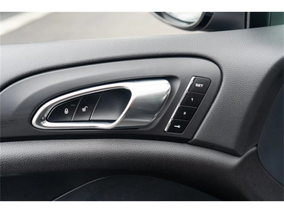 2015 Porsche 958 Cayenne - Image 11 of 12
