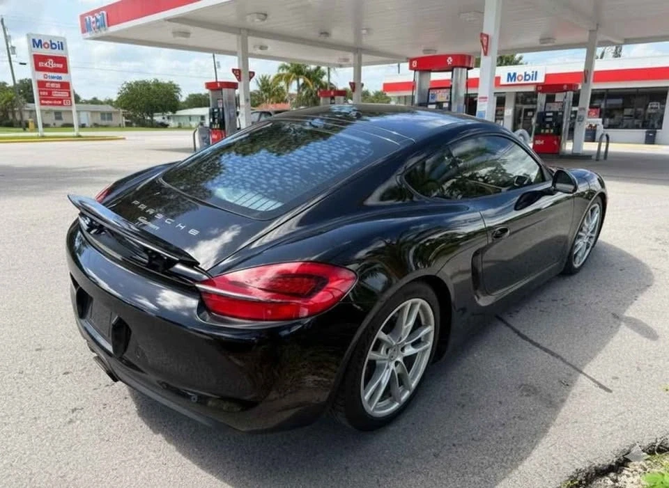 2015 Porsche 981 Cayman - Image 2 of 5