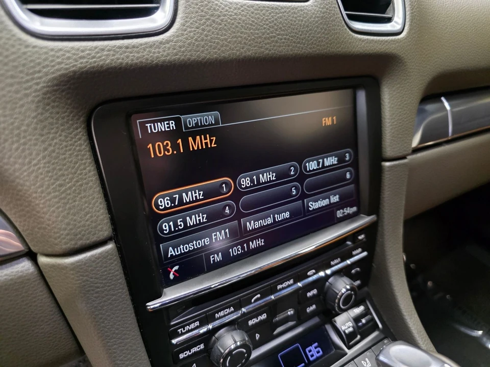 2015 Porsche - Image 29 of 31