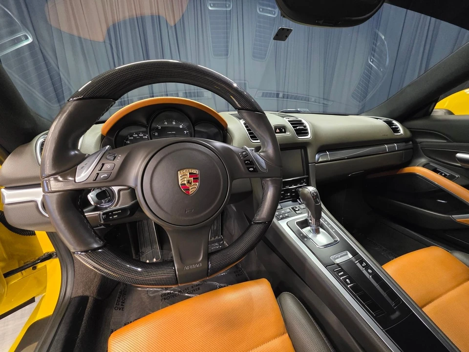 2015 Porsche - Image 24 of 31
