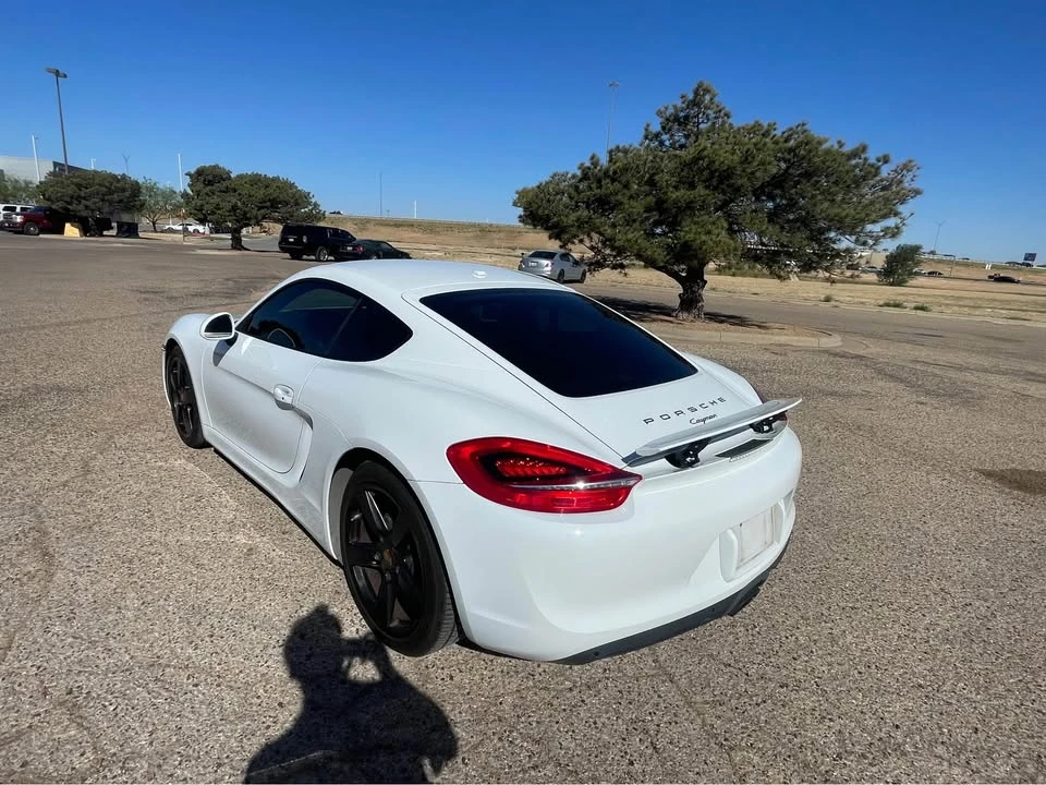 2015 Porsche 981 Cayman - Image 9 of 14