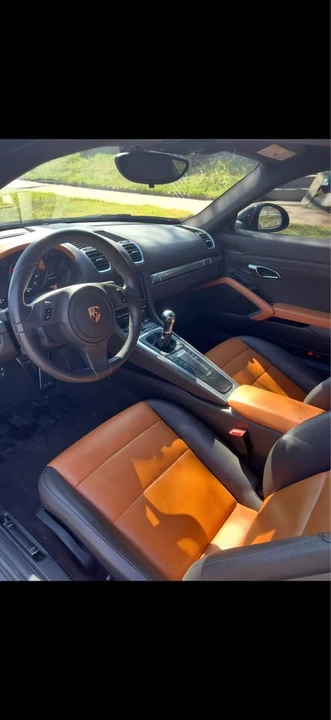2015 Porsche 981 Cayman - Image 4 of 4