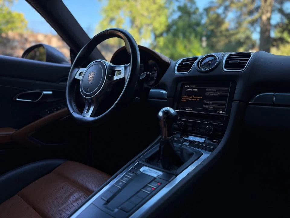 2015 Porsche 981 Cayman - Image 12 of 19