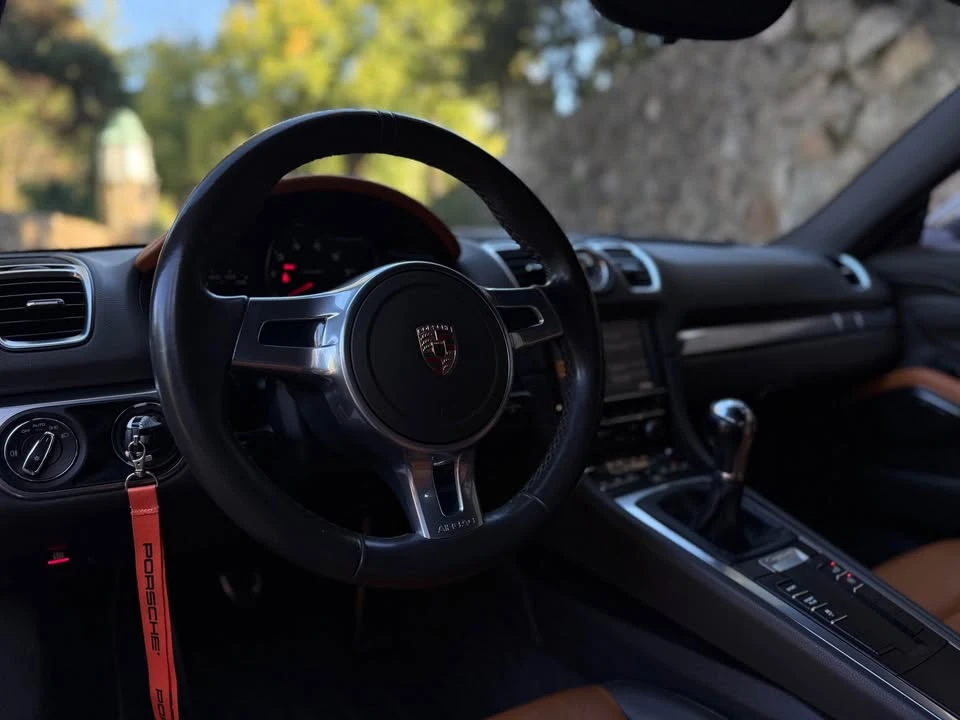 2015 Porsche 981 Cayman - Image 11 of 19