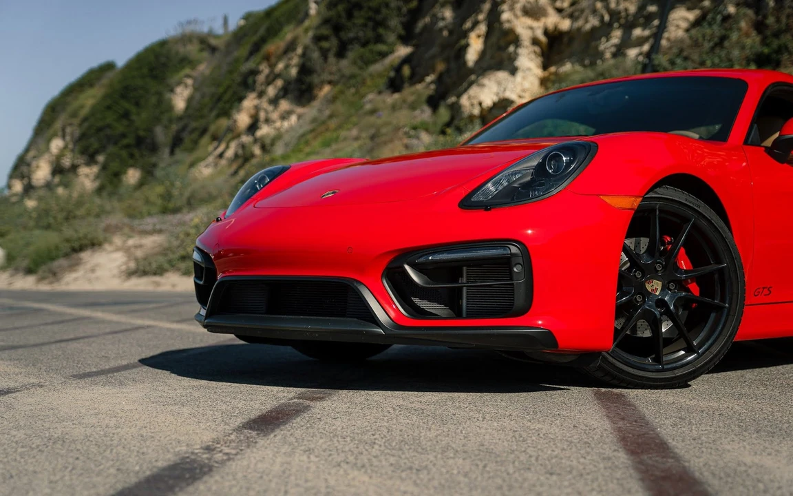 2015 Porsche 981 Cayman GTS - Image 3 of 31