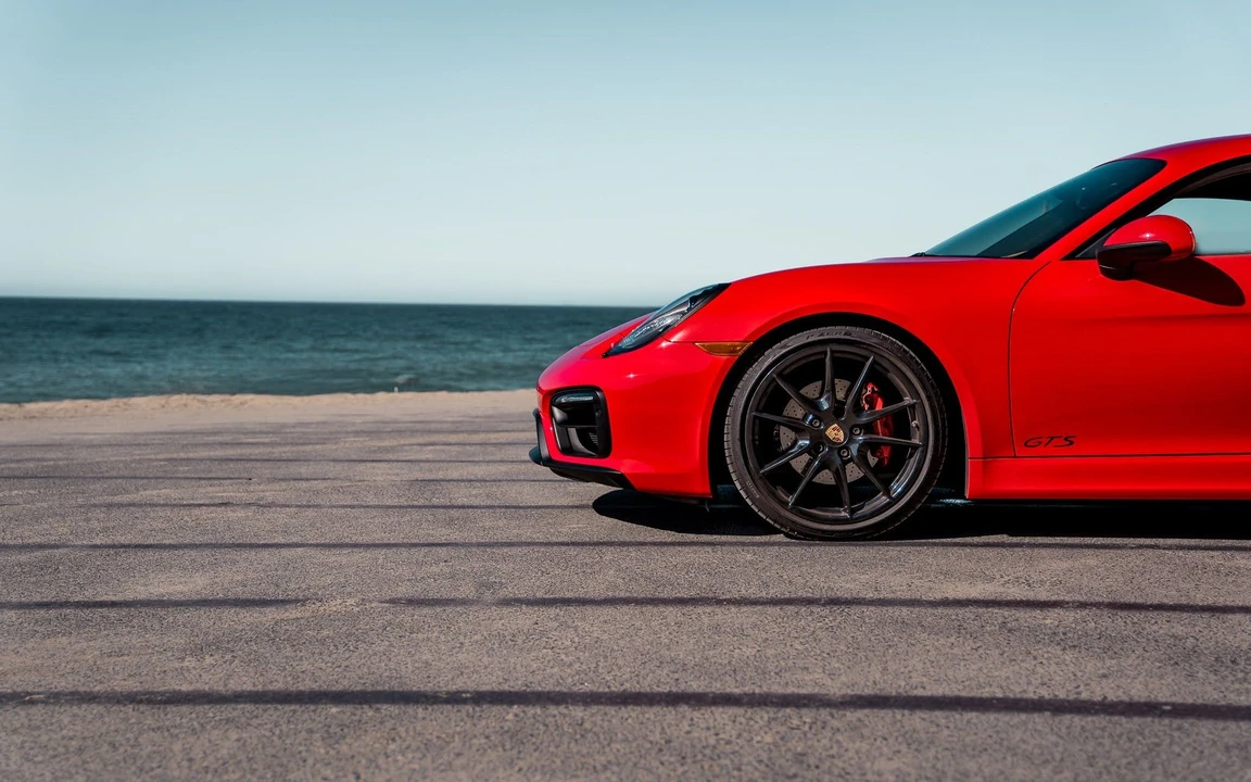 2015 Porsche 981 Cayman GTS - Image 27 of 31