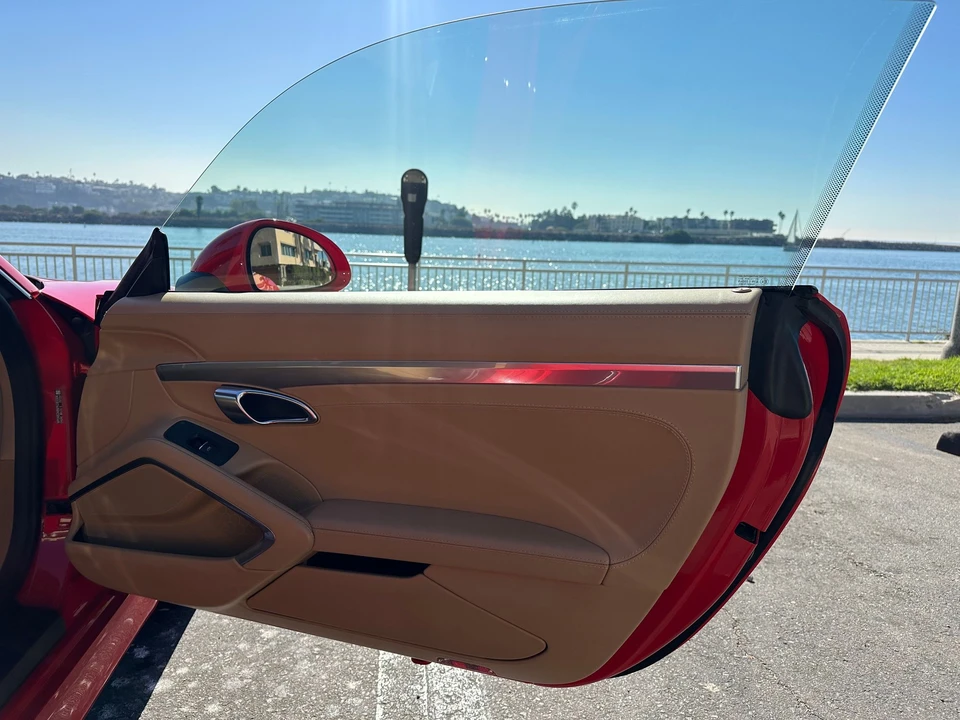 2015 Porsche 981 Cayman GTS - Image 12 of 31