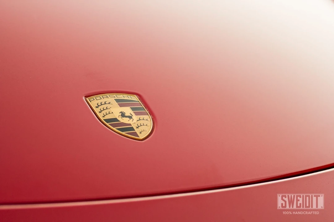 2015 Porsche 981 Cayman GTS - Image 9 of 31