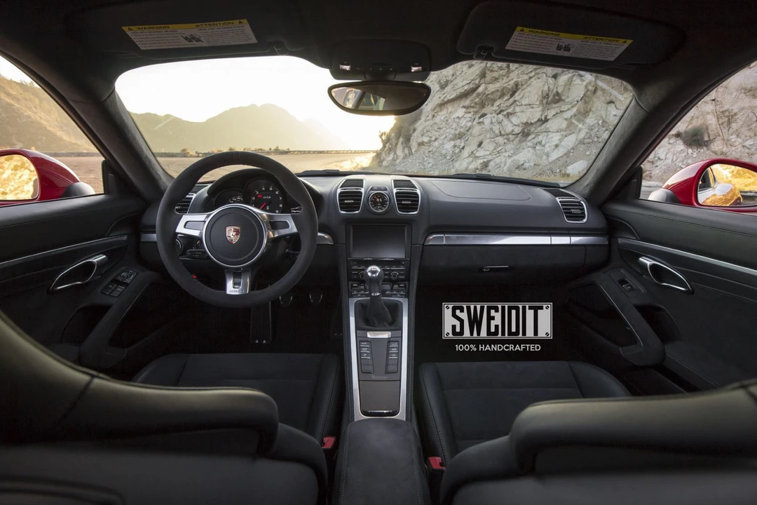 2015 Porsche 981 Cayman GTS - Image 10 of 31