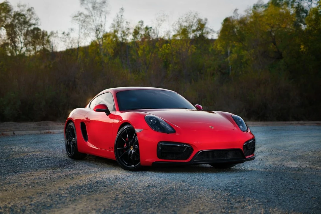 2015 Porsche 981 Cayman GTS - Image 22 of 31