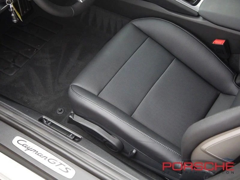 2015 Porsche 981 Cayman GTS - Image 12 of 21