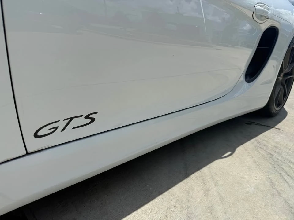 2015 Porsche 981 Cayman GTS - Image 15 of 20